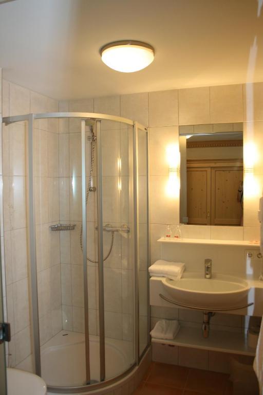 Hotel Schoene Aussicht Kartitsch Kamer foto