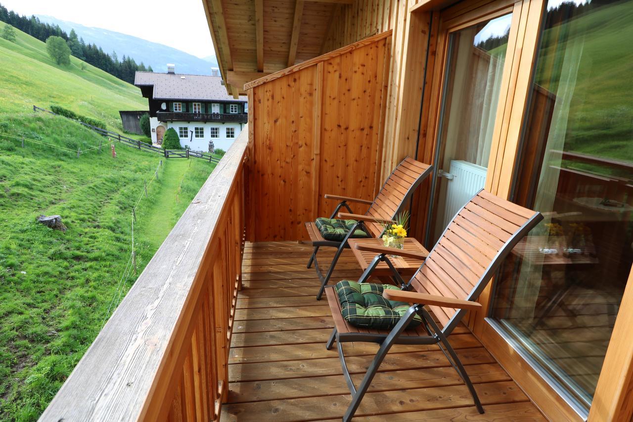 Hotel Schoene Aussicht Kartitsch Buitenkant foto