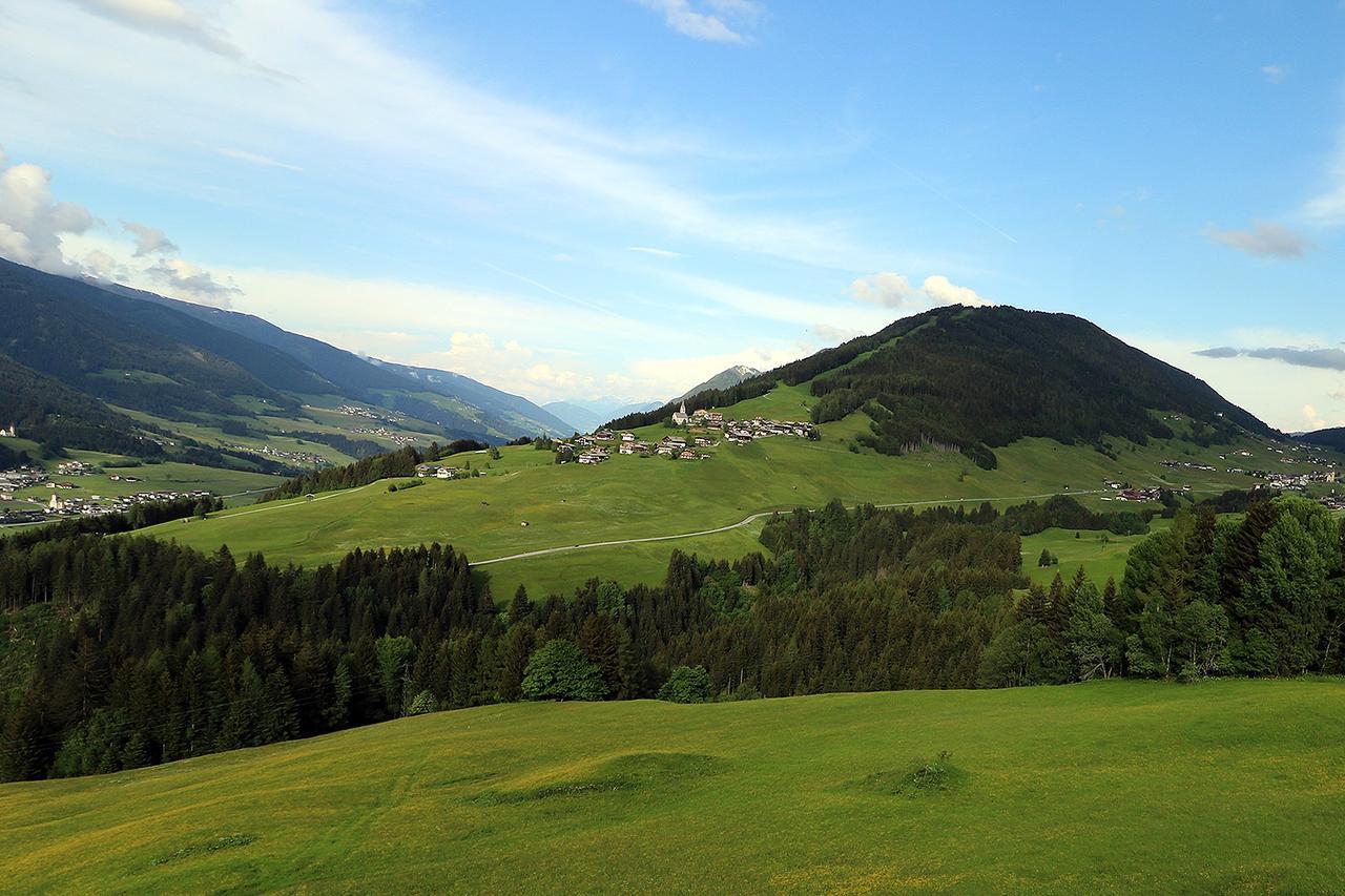 Hotel Schoene Aussicht Kartitsch Buitenkant foto